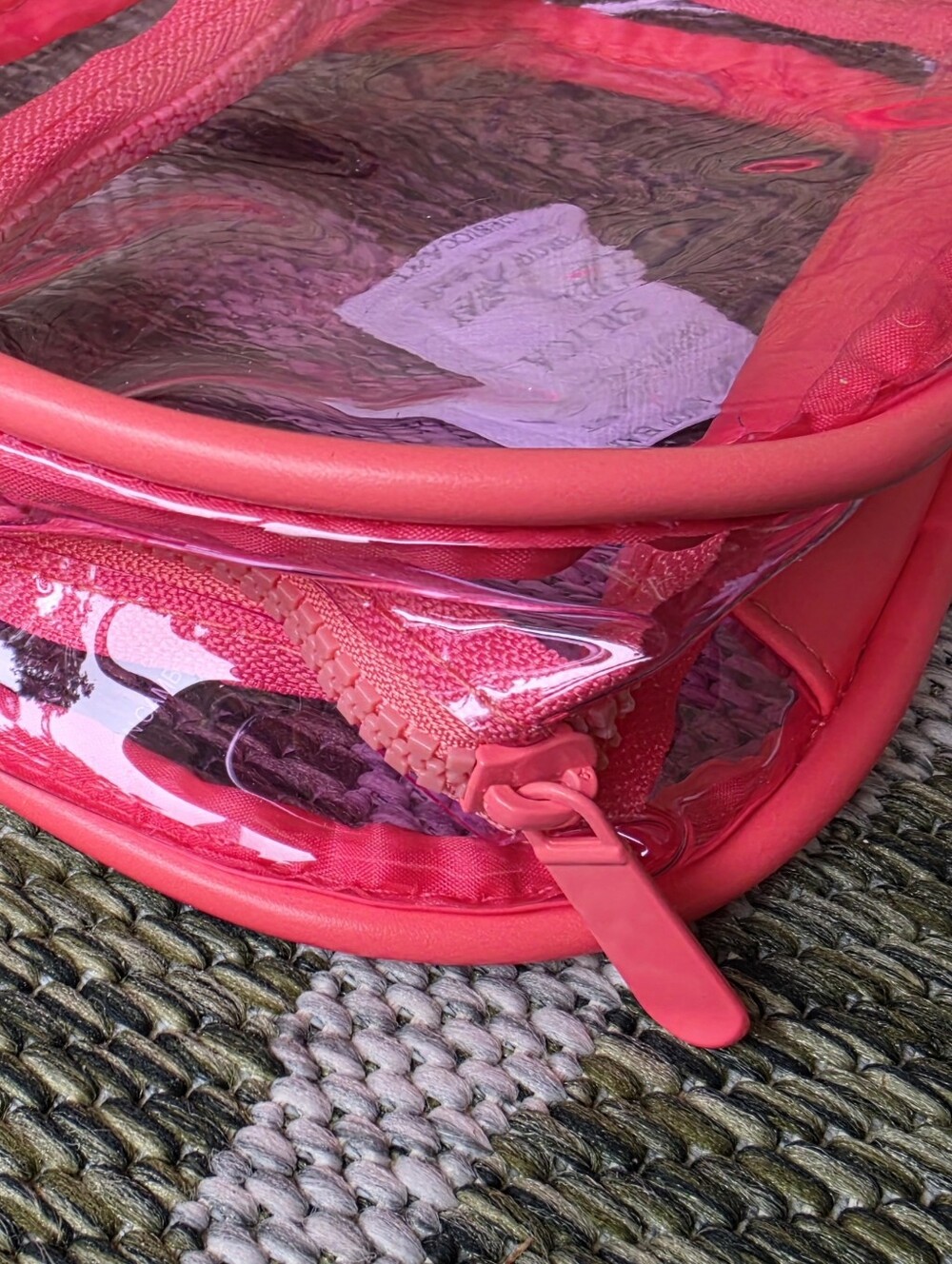 Makeup Bag & Sample Bundle - Picture 6 of 9